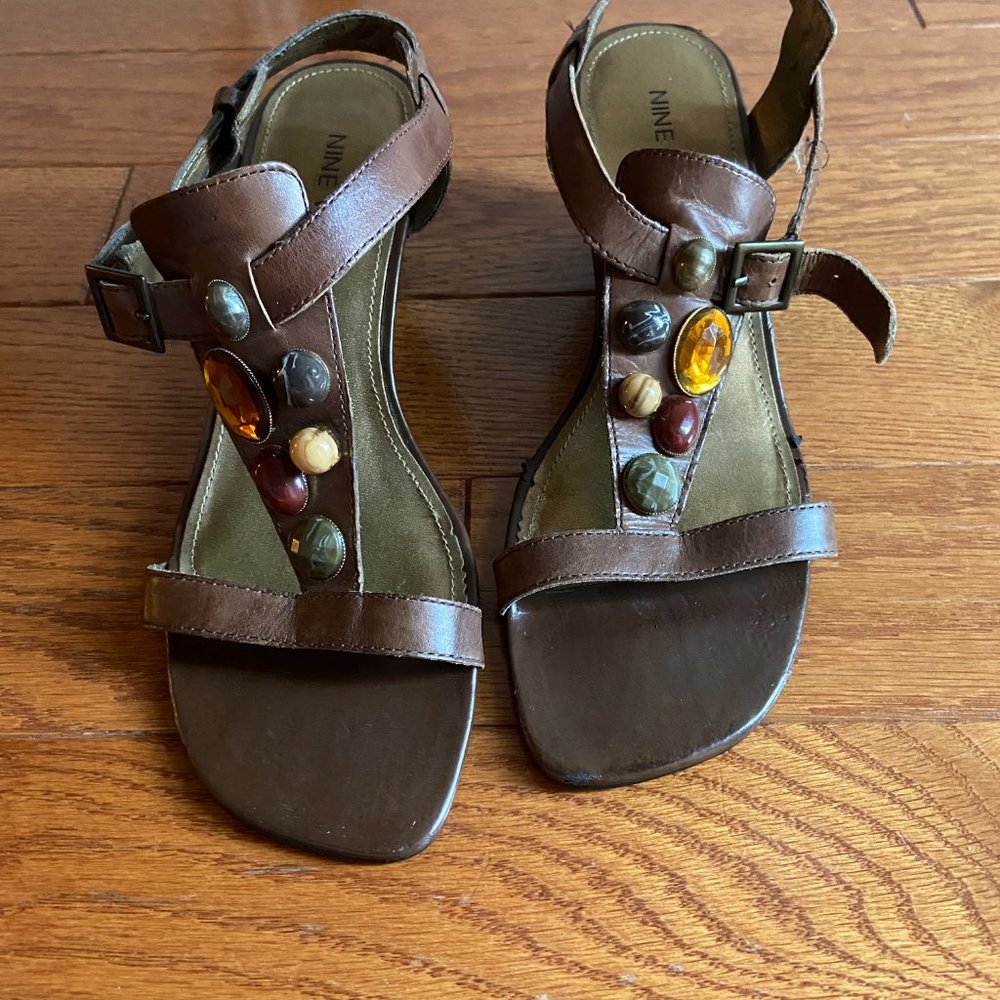 Woman's Brown Sandals